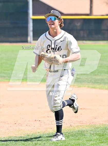 Thumbnail 3 in Erie vs. West Albany (Coach Bob Invitational) photogallery.