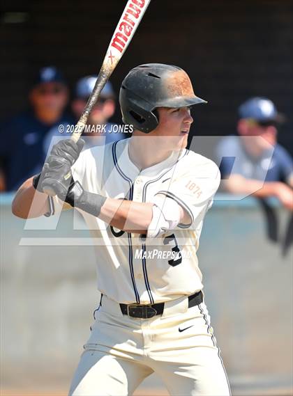 Thumbnail 2 in Erie vs. West Albany (Coach Bob Invitational) photogallery.