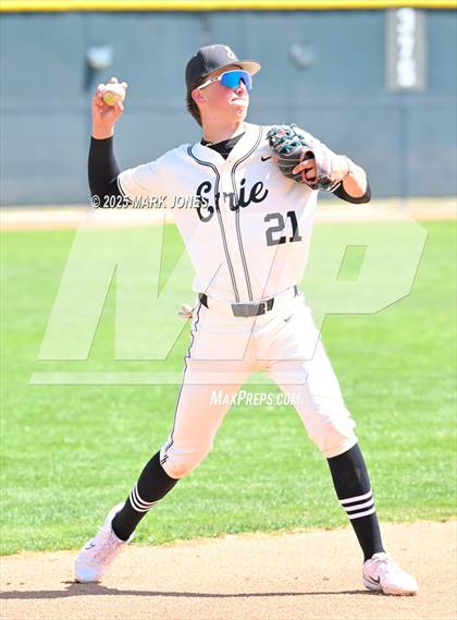 Thumbnail 3 in Erie vs. West Albany (Coach Bob Invitational) photogallery.