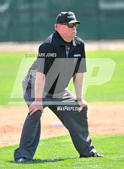 Thumbnail 2 in Erie vs. West Albany (Coach Bob Invitational) photogallery.