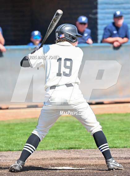 Thumbnail 3 in Erie vs. West Albany (Coach Bob Invitational) photogallery.