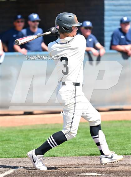 Thumbnail 2 in Erie vs. West Albany (Coach Bob Invitational) photogallery.