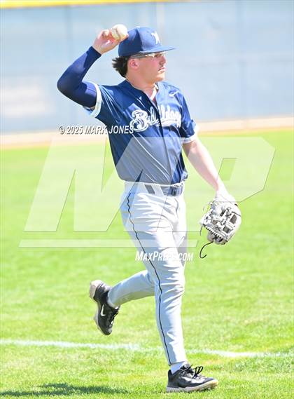 Thumbnail 2 in Erie vs. West Albany (Coach Bob Invitational) photogallery.