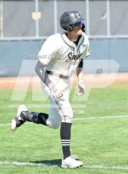 Thumbnail 3 in Erie vs. West Albany (Coach Bob Invitational) photogallery.