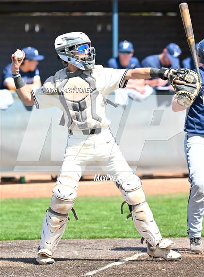 Thumbnail 3 in Erie vs. West Albany (Coach Bob Invitational) photogallery.