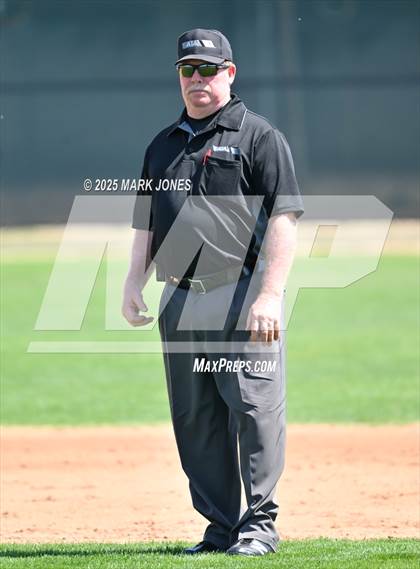 Thumbnail 3 in Erie vs. West Albany (Coach Bob Invitational) photogallery.