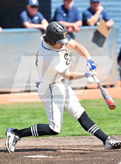 Thumbnail 3 in Erie vs. West Albany (Coach Bob Invitational) photogallery.