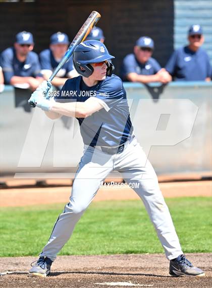 Thumbnail 2 in Erie vs. West Albany (Coach Bob Invitational) photogallery.