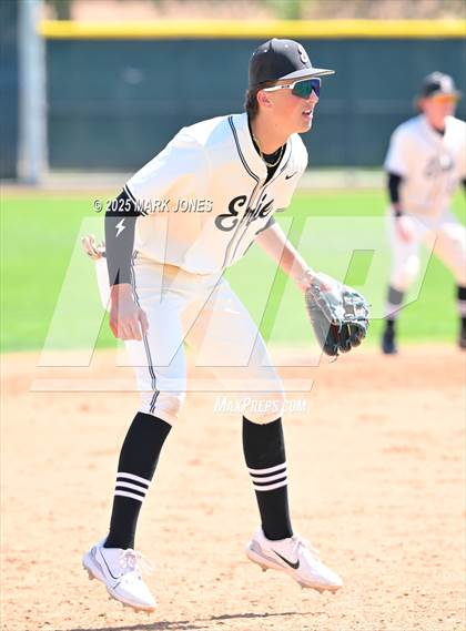 Thumbnail 1 in Erie vs. West Albany (Coach Bob Invitational) photogallery.