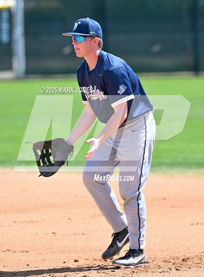 Thumbnail 3 in Erie vs. West Albany (Coach Bob Invitational) photogallery.