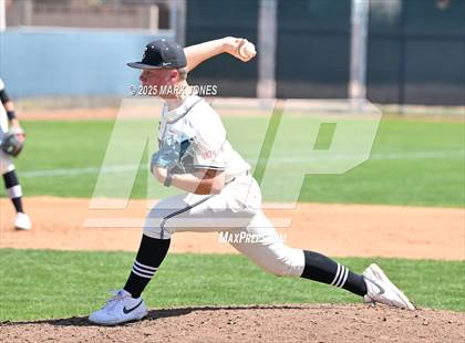 Thumbnail 3 in Erie vs. West Albany (Coach Bob Invitational) photogallery.