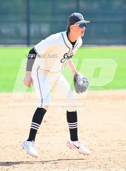 Thumbnail 3 in Erie vs. West Albany (Coach Bob Invitational) photogallery.
