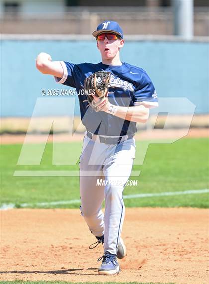 Thumbnail 1 in Erie vs. West Albany (Coach Bob Invitational) photogallery.
