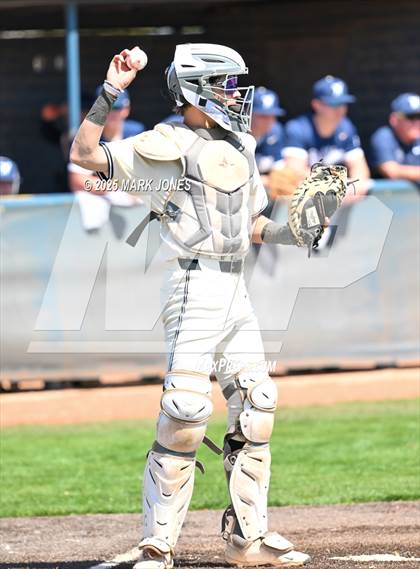 Thumbnail 3 in Erie vs. West Albany (Coach Bob Invitational) photogallery.