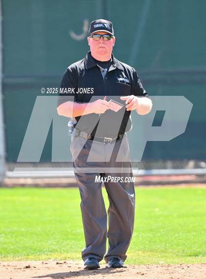 Thumbnail 1 in Erie vs. West Albany (Coach Bob Invitational) photogallery.