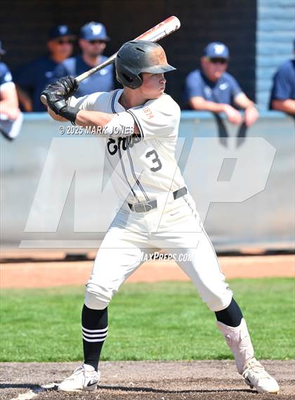 Thumbnail 3 in Erie vs. West Albany (Coach Bob Invitational) photogallery.