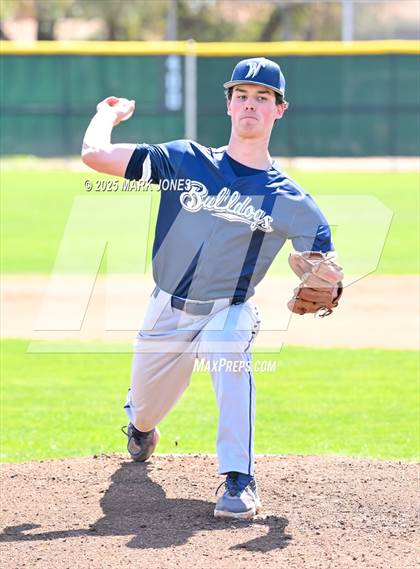 Thumbnail 2 in Erie vs. West Albany (Coach Bob Invitational) photogallery.