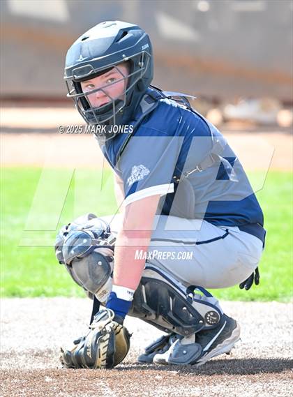 Thumbnail 3 in Erie vs. West Albany (Coach Bob Invitational) photogallery.