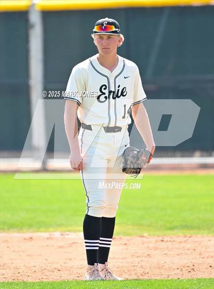 Thumbnail 3 in Erie vs. West Albany (Coach Bob Invitational) photogallery.