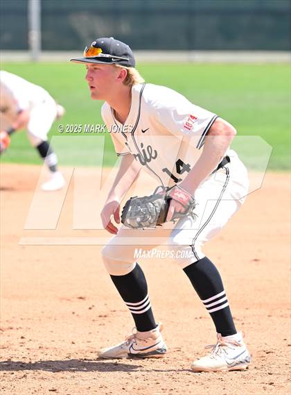 Thumbnail 2 in Erie vs. West Albany (Coach Bob Invitational) photogallery.