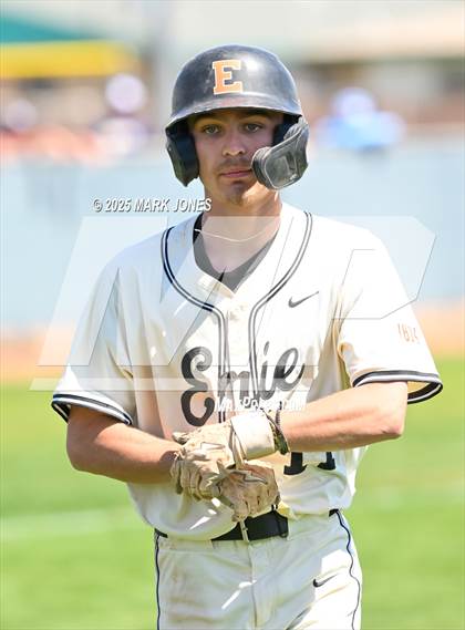Thumbnail 2 in Erie vs. West Albany (Coach Bob Invitational) photogallery.