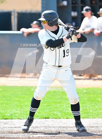 Thumbnail 3 in Erie vs. West Albany (Coach Bob Invitational) photogallery.