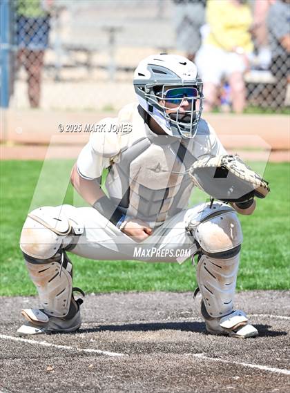 Thumbnail 1 in Erie vs. West Albany (Coach Bob Invitational) photogallery.
