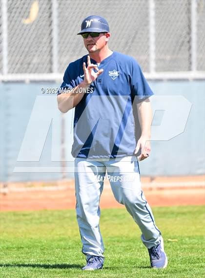 Thumbnail 3 in Erie vs. West Albany (Coach Bob Invitational) photogallery.