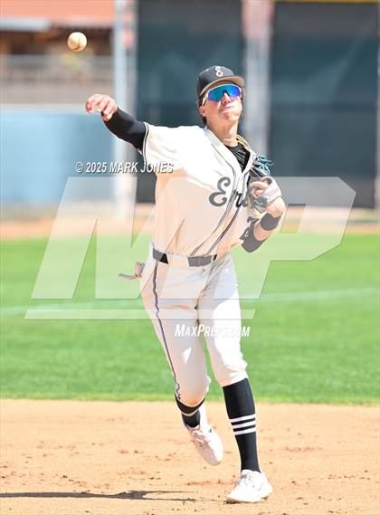 Thumbnail 3 in Erie vs. West Albany (Coach Bob Invitational) photogallery.