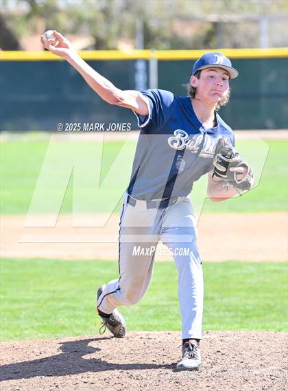 Thumbnail 2 in Erie vs. West Albany (Coach Bob Invitational) photogallery.