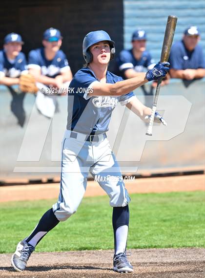 Thumbnail 3 in Erie vs. West Albany (Coach Bob Invitational) photogallery.