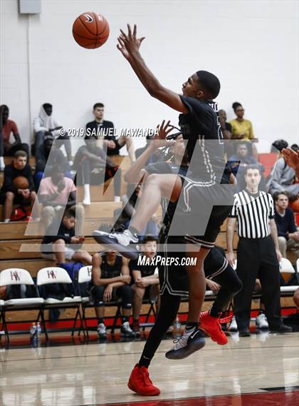Thumbnail 3 in Van Nuys @ Harvard-Westlake (Wolverine invitational) photogallery.