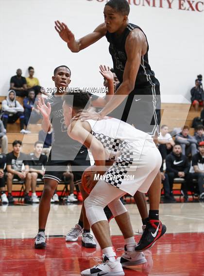 Thumbnail 3 in Van Nuys @ Harvard-Westlake (Wolverine invitational) photogallery.