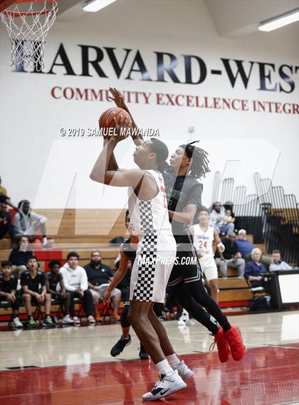 Thumbnail 3 in Van Nuys @ Harvard-Westlake (Wolverine invitational) photogallery.