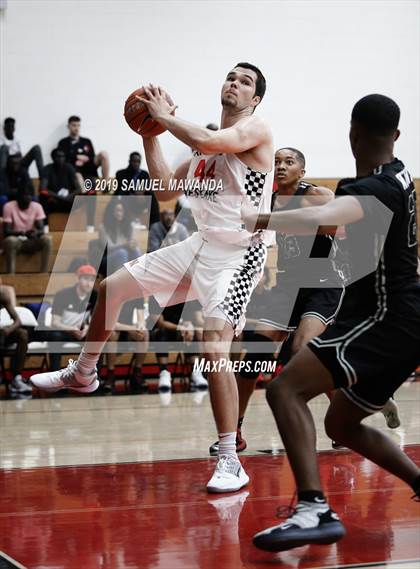 Thumbnail 1 in Van Nuys @ Harvard-Westlake (Wolverine invitational) photogallery.