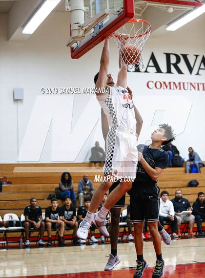 Thumbnail 2 in Van Nuys @ Harvard-Westlake (Wolverine invitational) photogallery.