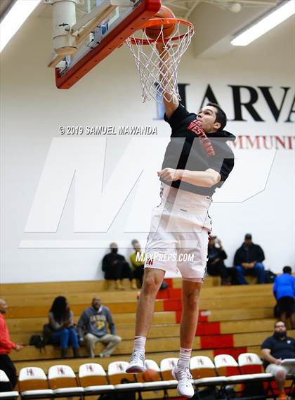 Thumbnail 3 in Van Nuys @ Harvard-Westlake (Wolverine invitational) photogallery.