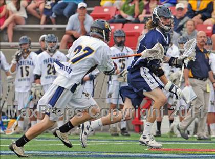 Thumbnail 1 in Huntington vs. Shoreham-Wading River (Section 11 Class B Final) photogallery.