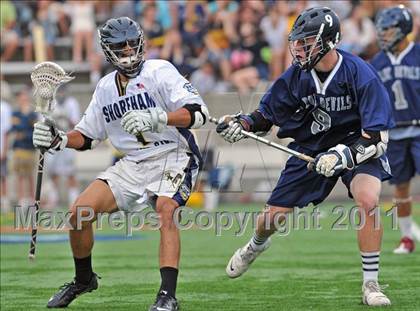 Thumbnail 3 in Huntington vs. Shoreham-Wading River (Section 11 Class B Final) photogallery.