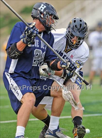 Thumbnail 2 in Huntington vs. Shoreham-Wading River (Section 11 Class B Final) photogallery.