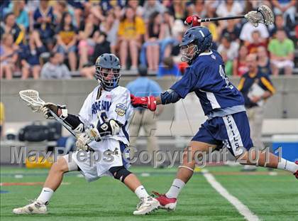 Thumbnail 1 in Huntington vs. Shoreham-Wading River (Section 11 Class B Final) photogallery.