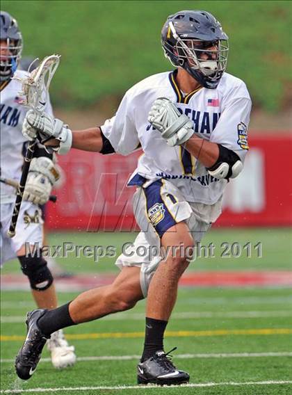 Thumbnail 2 in Huntington vs. Shoreham-Wading River (Section 11 Class B Final) photogallery.