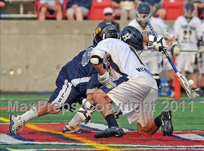 Thumbnail 2 in Huntington vs. Shoreham-Wading River (Section 11 Class B Final) photogallery.