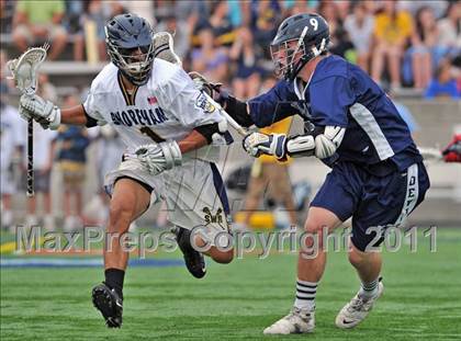 Thumbnail 1 in Huntington vs. Shoreham-Wading River (Section 11 Class B Final) photogallery.