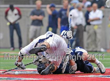 Thumbnail 3 in Huntington vs. Shoreham-Wading River (Section 11 Class B Final) photogallery.
