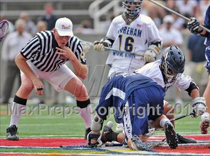 Thumbnail 1 in Huntington vs. Shoreham-Wading River (Section 11 Class B Final) photogallery.