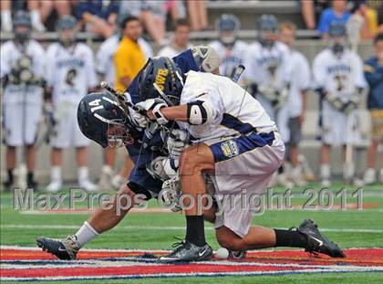 Thumbnail 1 in Huntington vs. Shoreham-Wading River (Section 11 Class B Final) photogallery.