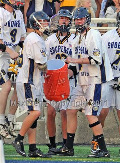 Thumbnail 3 in Huntington vs. Shoreham-Wading River (Section 11 Class B Final) photogallery.