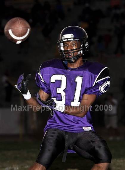 Thumbnail 3 in Carlsbad vs. Vista photogallery.