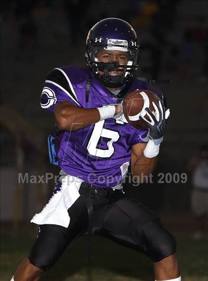 Thumbnail 2 in Carlsbad vs. Vista photogallery.